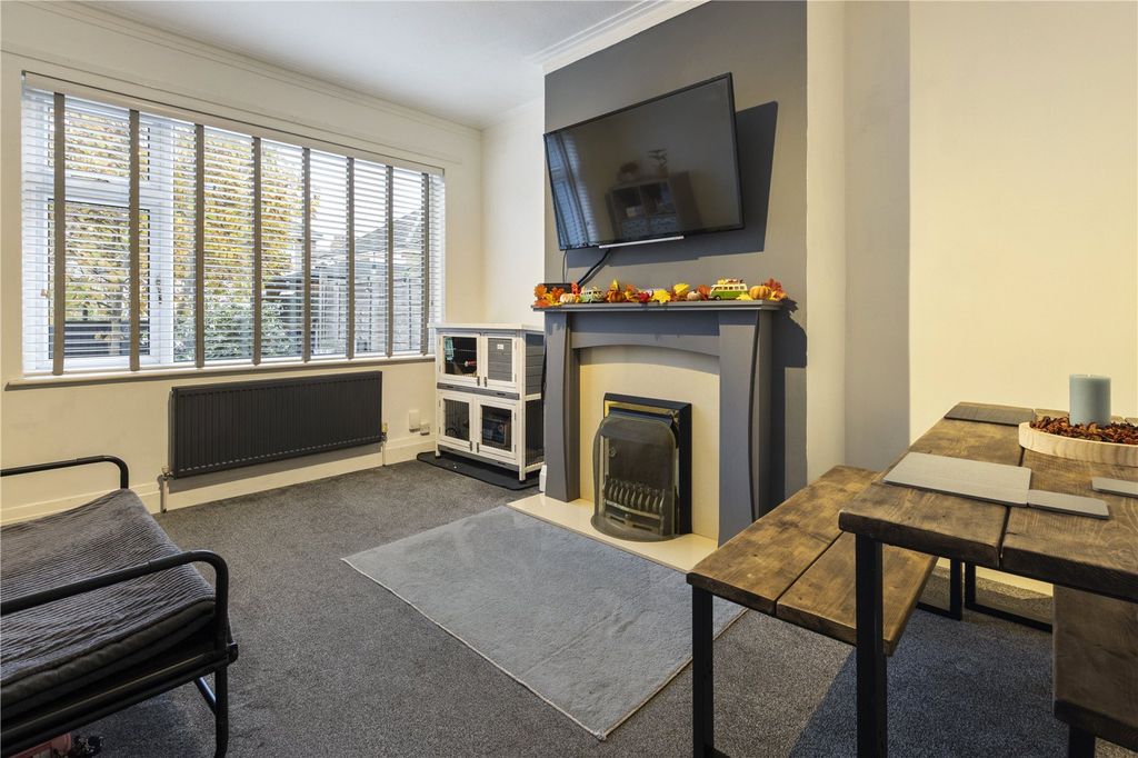 Property photo 3 of 16 Picture No. 07