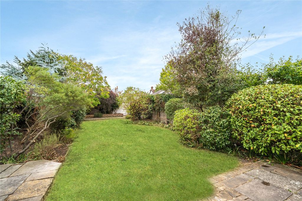 Property photo 3 of 19 Picture No. 29