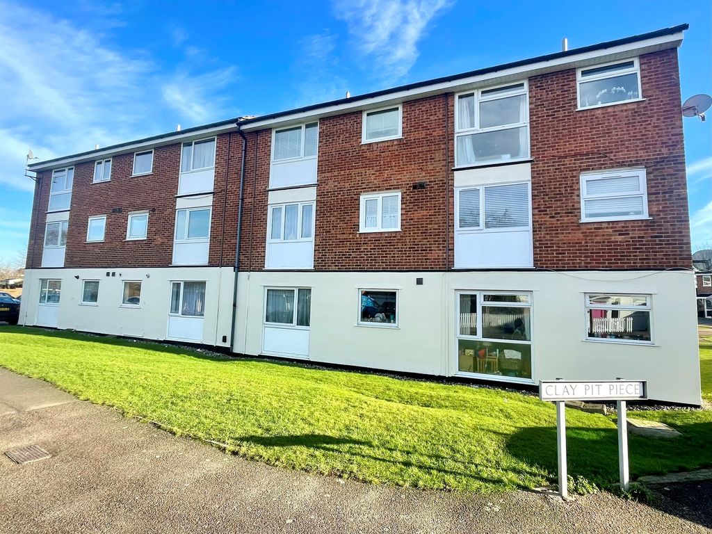 Property photo 1 of 6