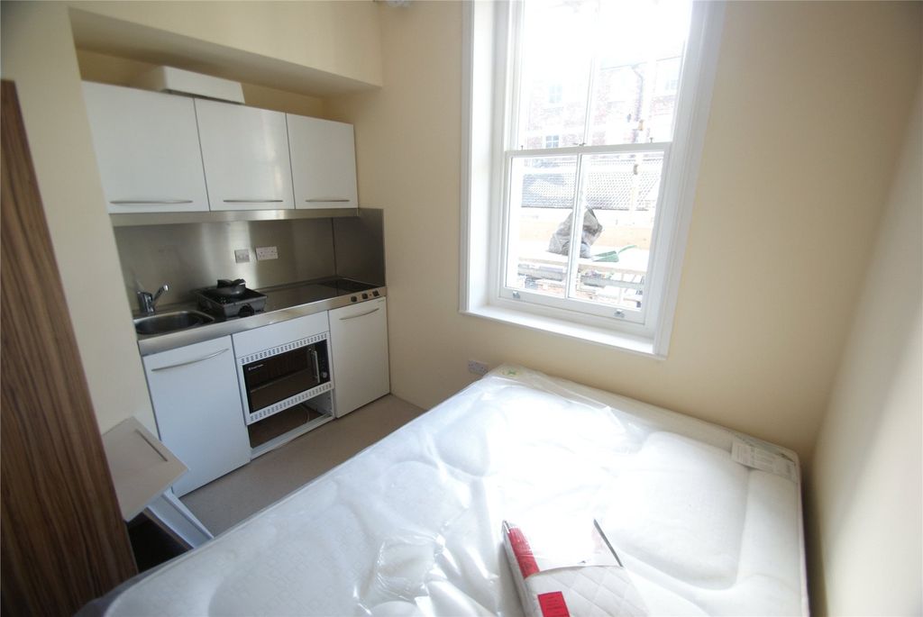 Property photo 2 of 3 Picture No. 02