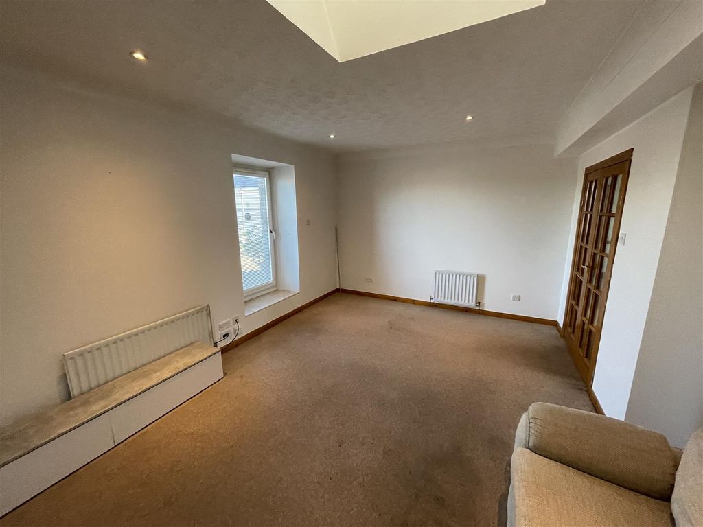 Property photo 3 of 18 Img_2304.Jpg
