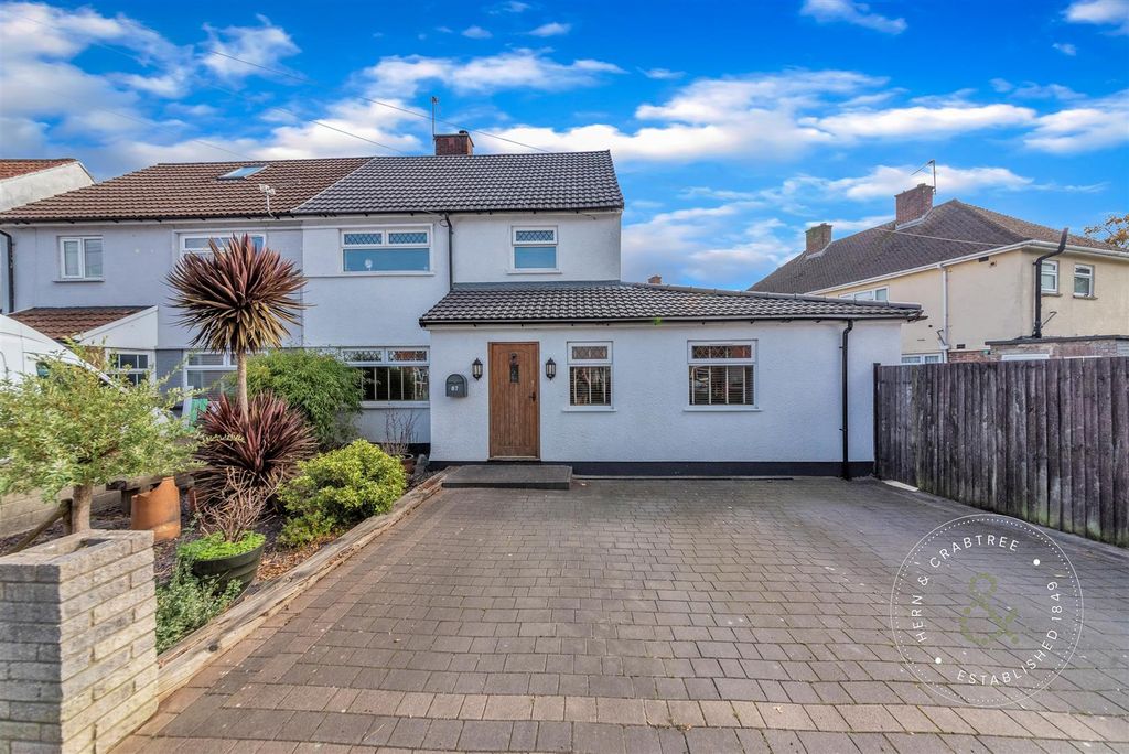 Property photo 1 of 39 Western-Drive-40.Jpg