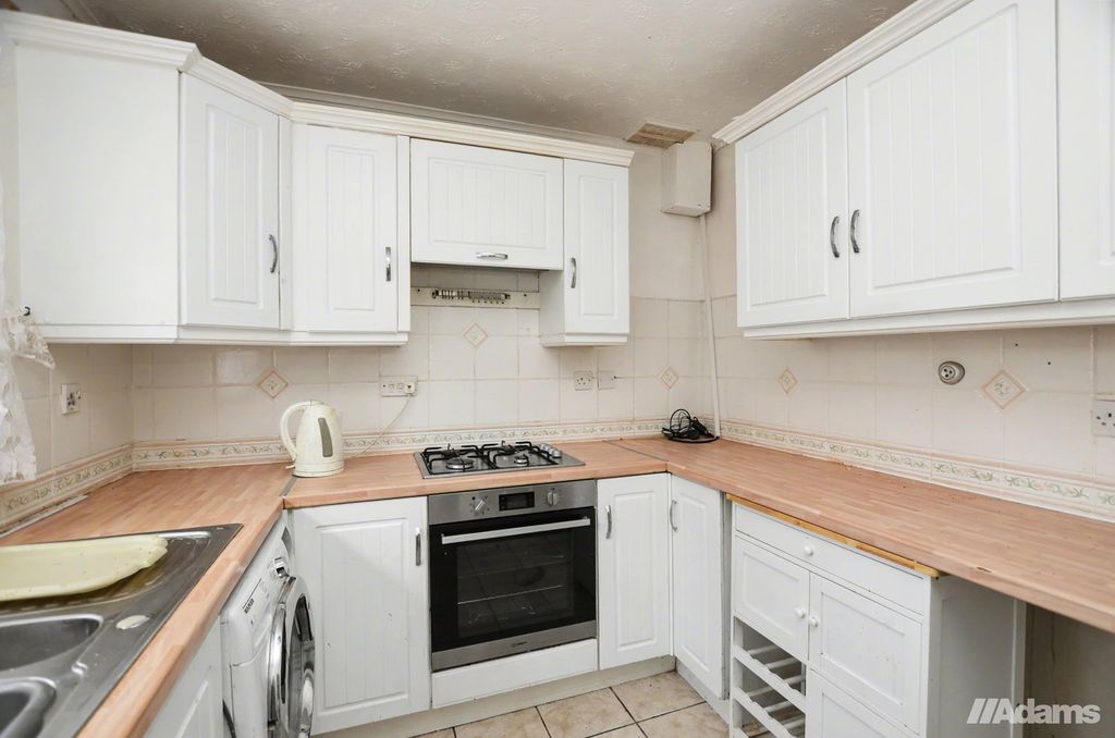 Property photo 3 of 20