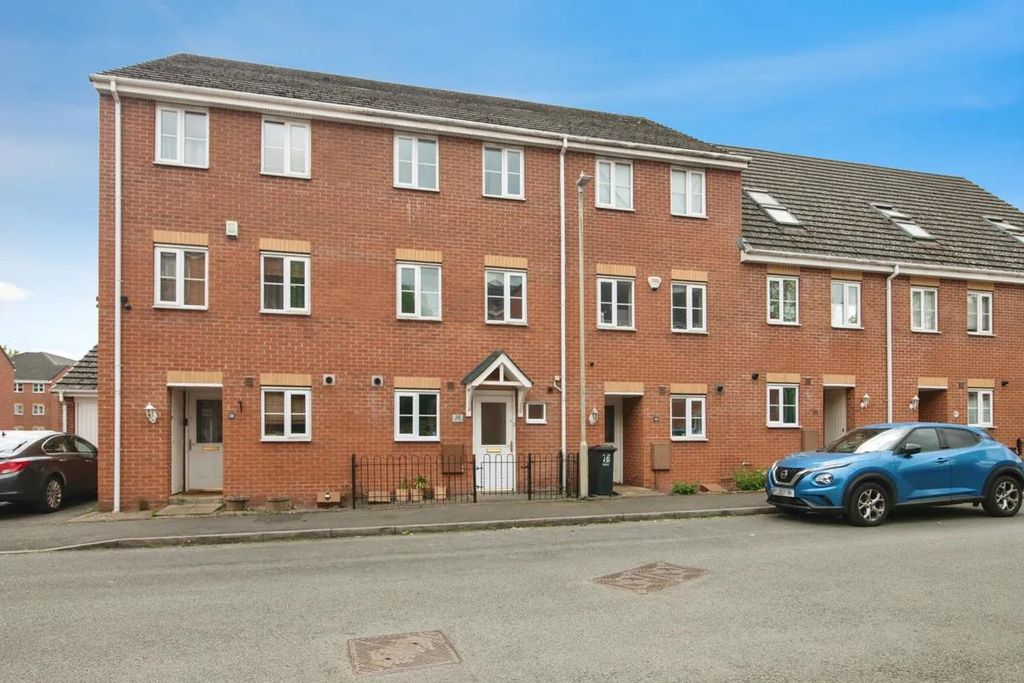 Property photo 1 of 16