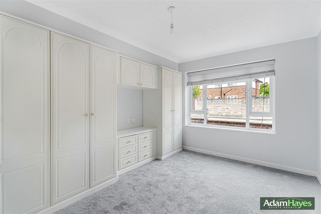 Property photo 3 of 17 11_93073_Watermarked.Jpg