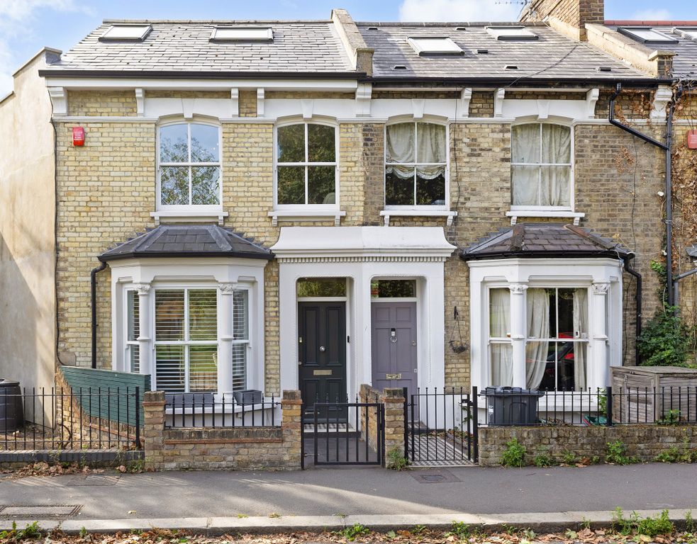 Property photo 1 of 22