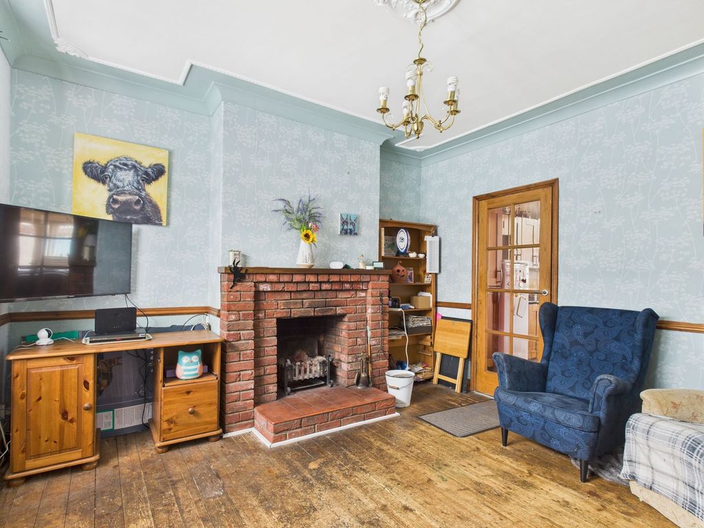 Property photo 2 of 15