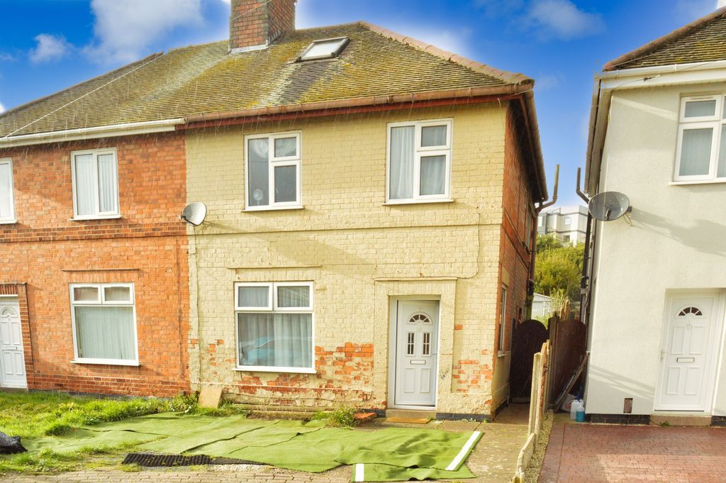 Property photo 1 of 9