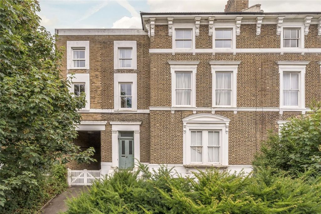 Property photo 1 of 7