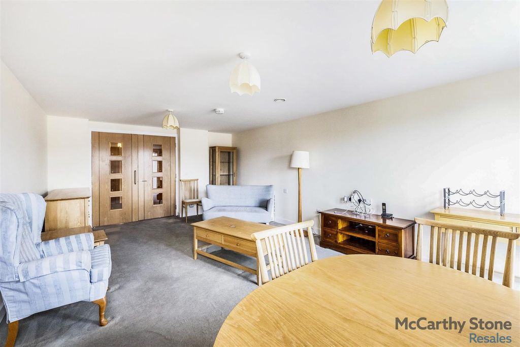 Property photo 2 of 24 Livingrm49Ocjpg