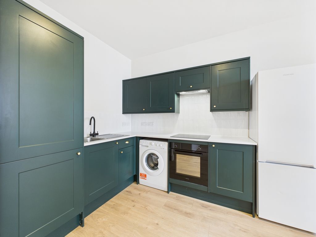 Property photo 1 of 4 Kitchen