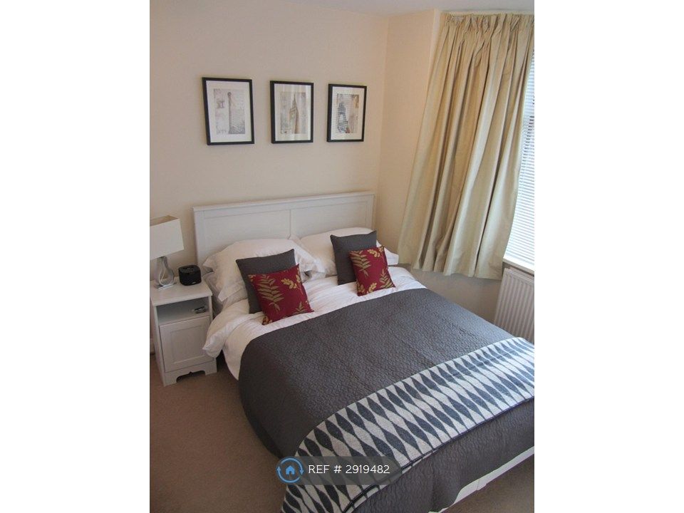 Property photo 3 of 5