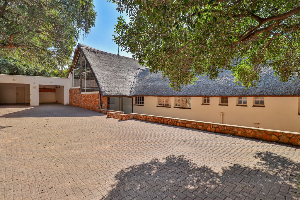 Property photo 3 of 45