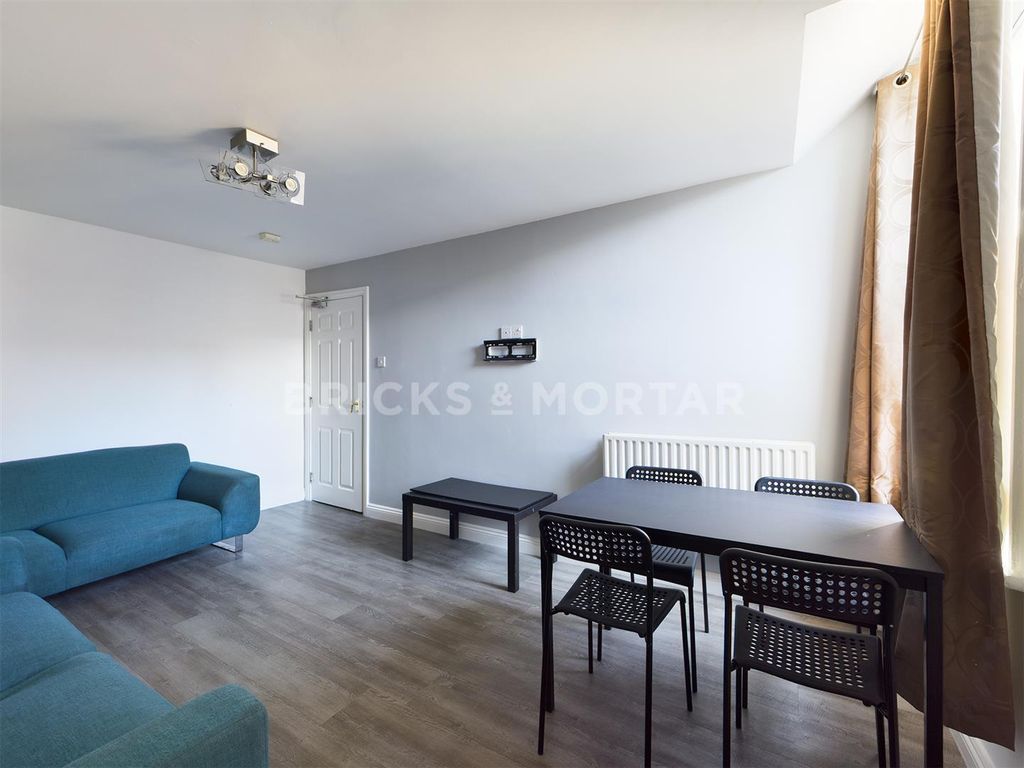 Property photo 1 of 13 Grmtdnkcnkmvhfvmiqsk-A.Jpg