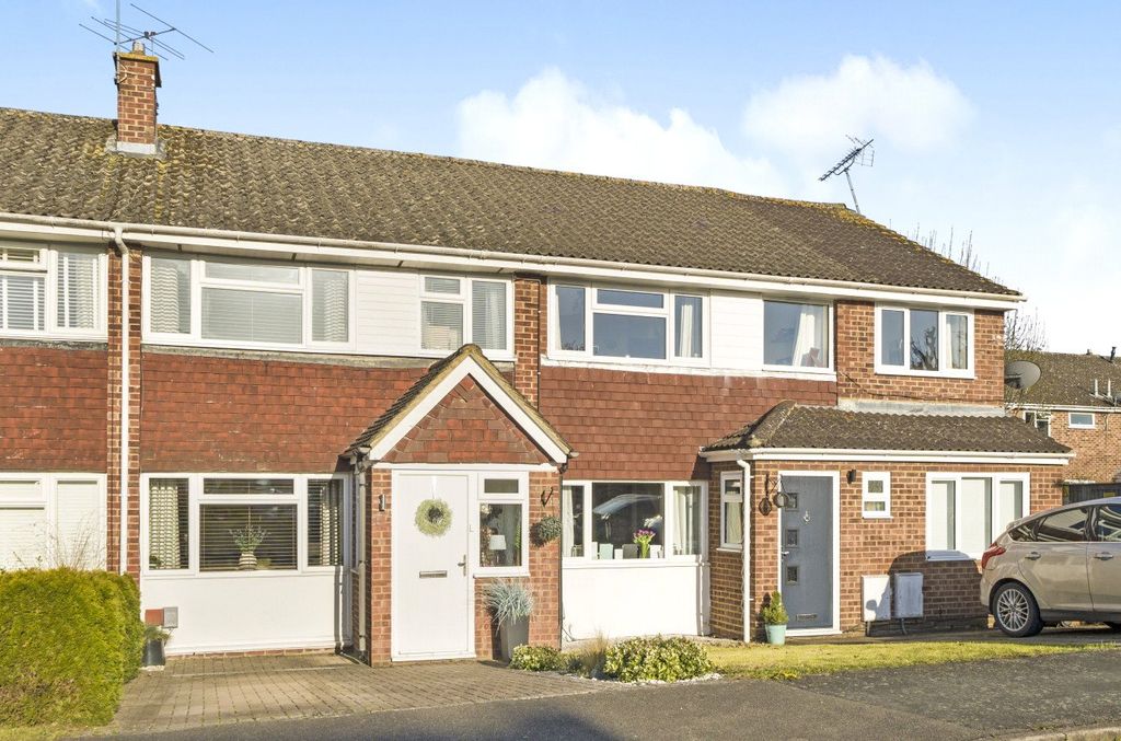 Property photo 1 of 17 Picture No. 01