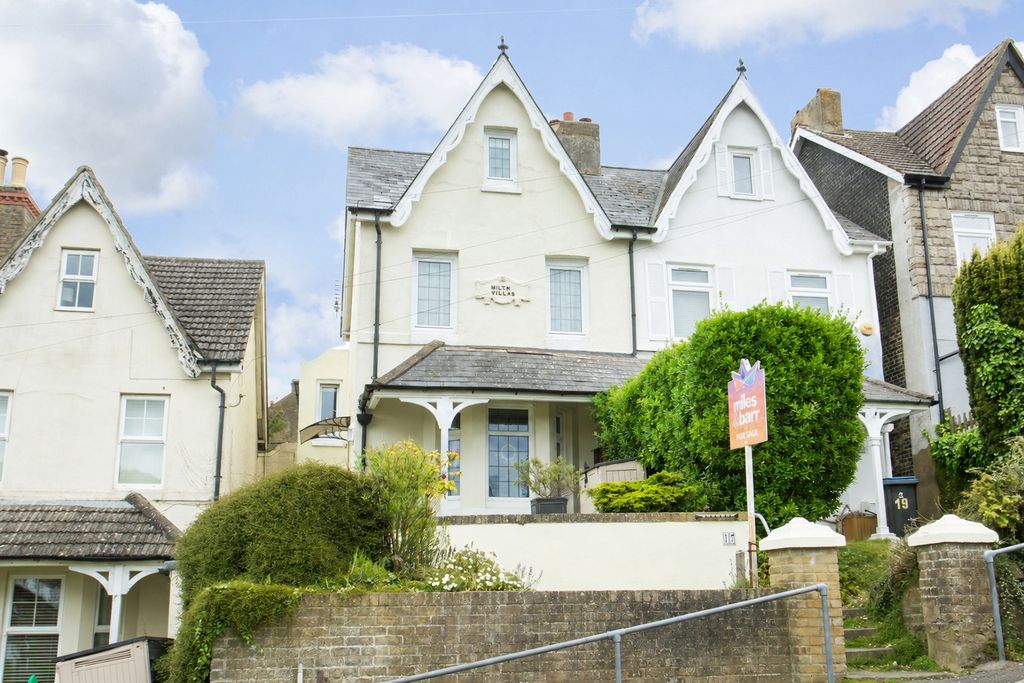 Property photo 1 of 22 Picture No. 48