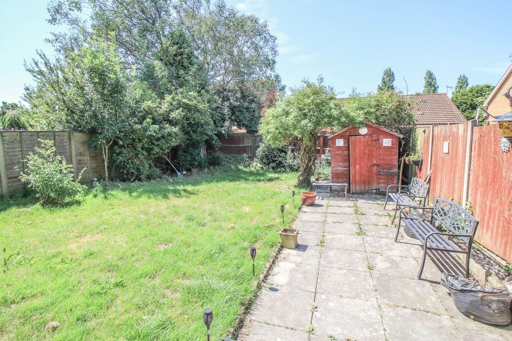 Property photo 2 of 14