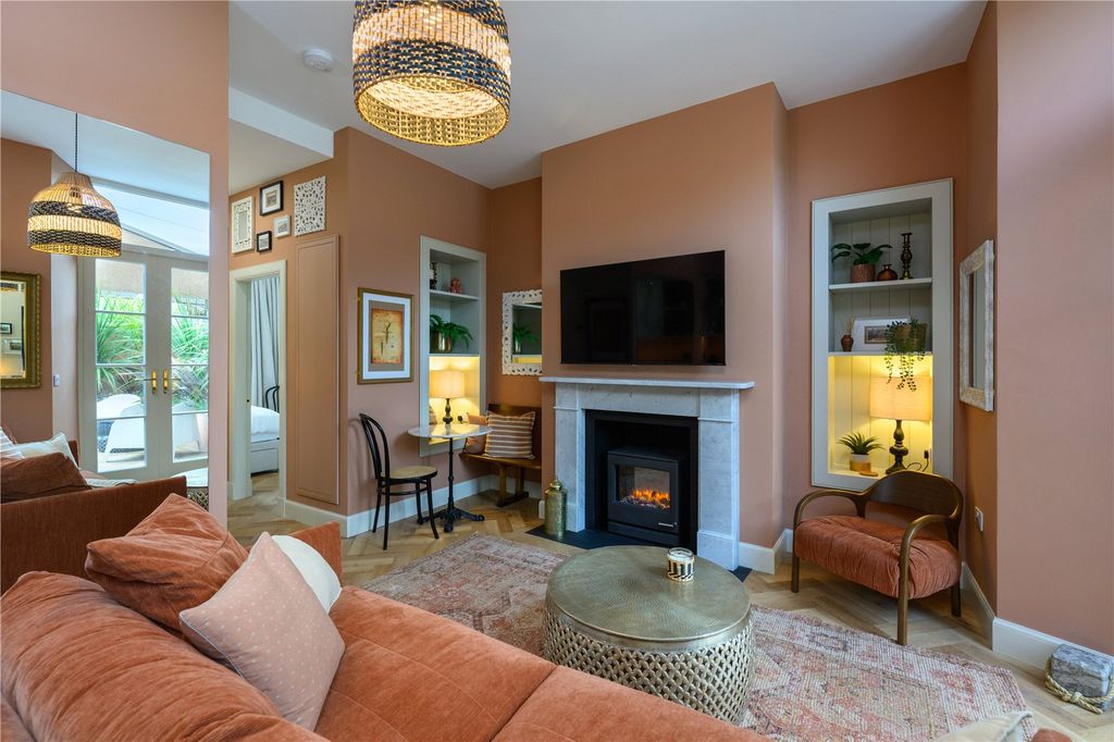 Property photo 3 of 16 Living/Dining Room