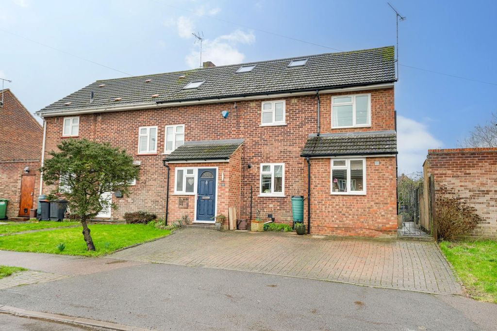 Property photo 1 of 25