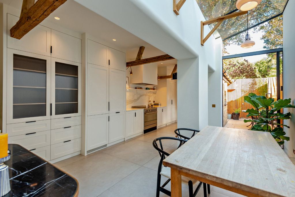 Property photo 2 of 15 Kitchen/Dining