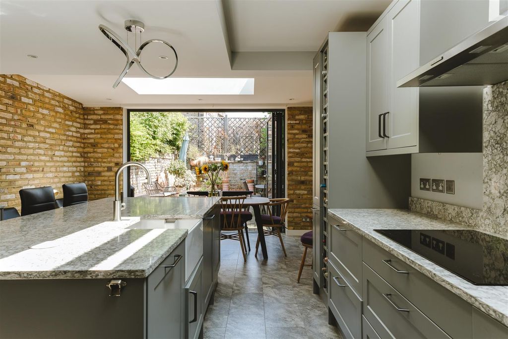 Property photo 3 of 50 Dansdale Road-34.Jpg
