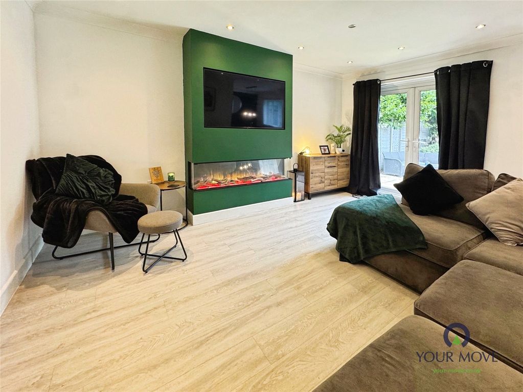 Property photo 3 of 34 Picture No. 04