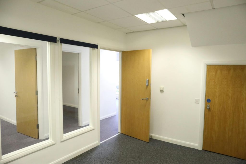 Property photo 2 of 13 9.Jpg