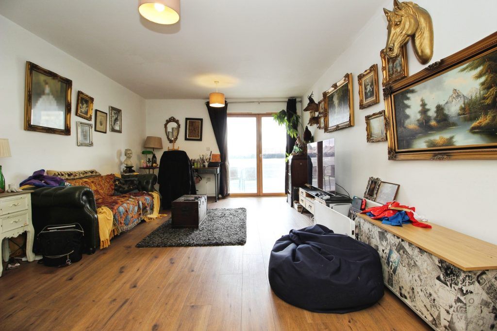 Property photo 3 of 20