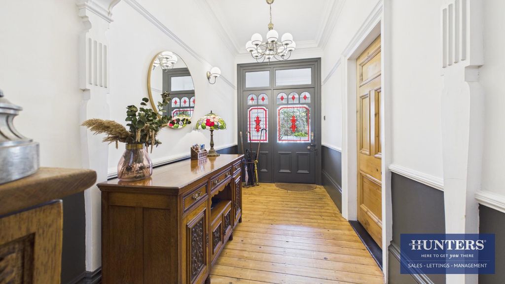 Property photo 3 of 38 Hallway