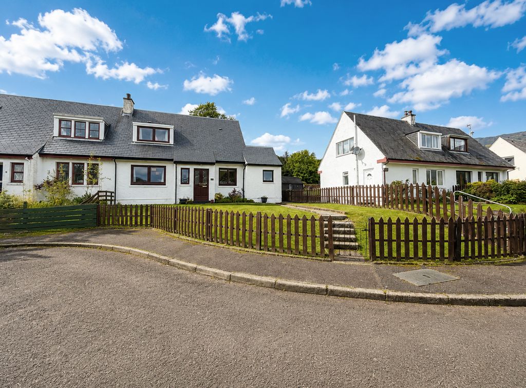 Property photo 1 of 54