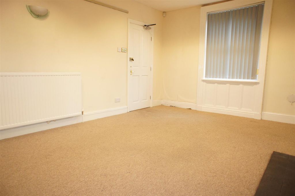 Property photo 3 of 6 Dsc03943.Jpg