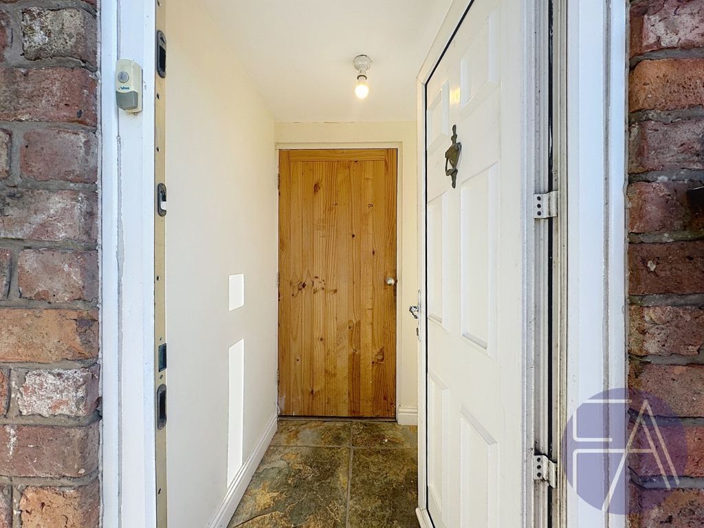 Property photo 2 of 24 4550083