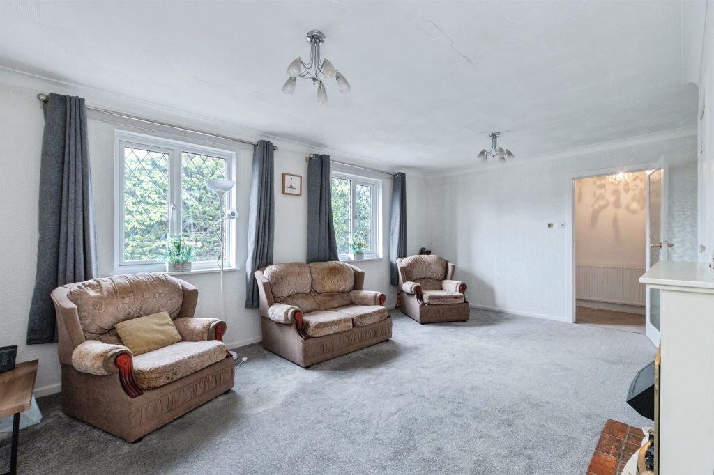 Property photo 3 of 15