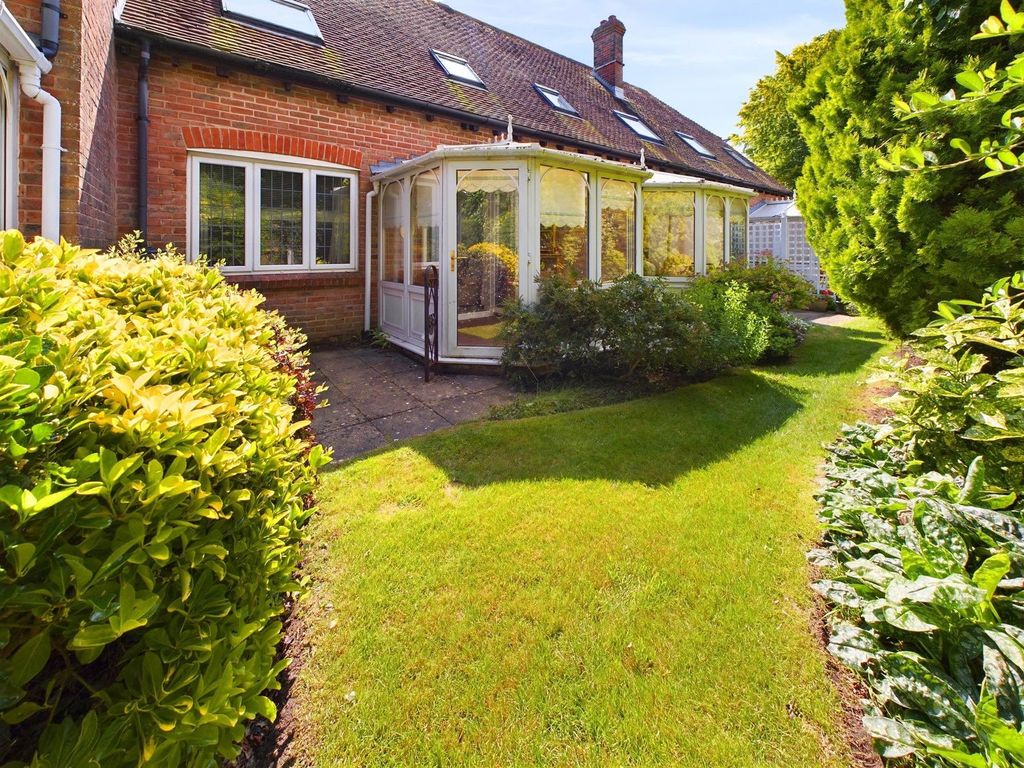 Property photo 3 of 13