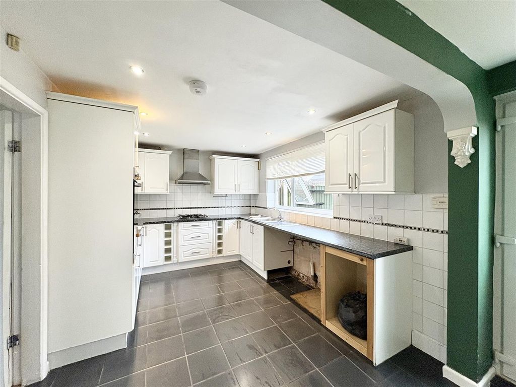 Property photo 3 of 13 Image00012.Jpeg