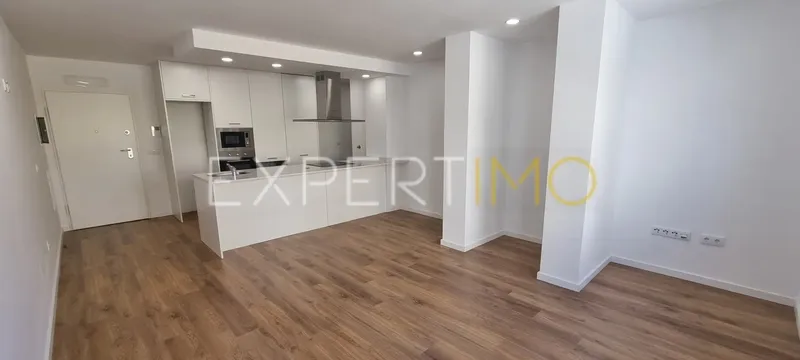 Property photo 2 of 30 Img 1