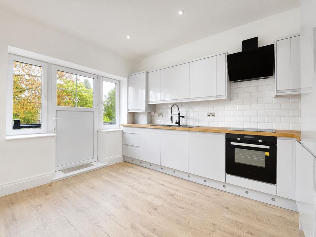 Property photo 1 of 14 Kitchen.Png