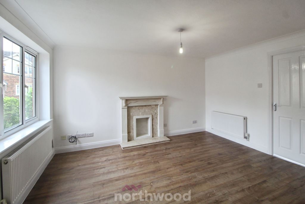 Property photo 3 of 25