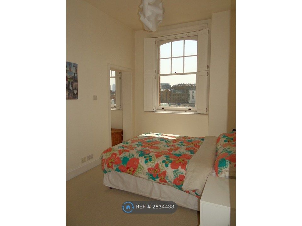 Property photo 3 of 9 Bedroom