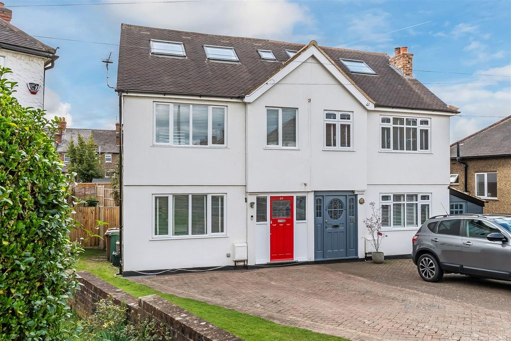 Property photo 1 of 24 20-Kingsdown-Road-30.Jpg