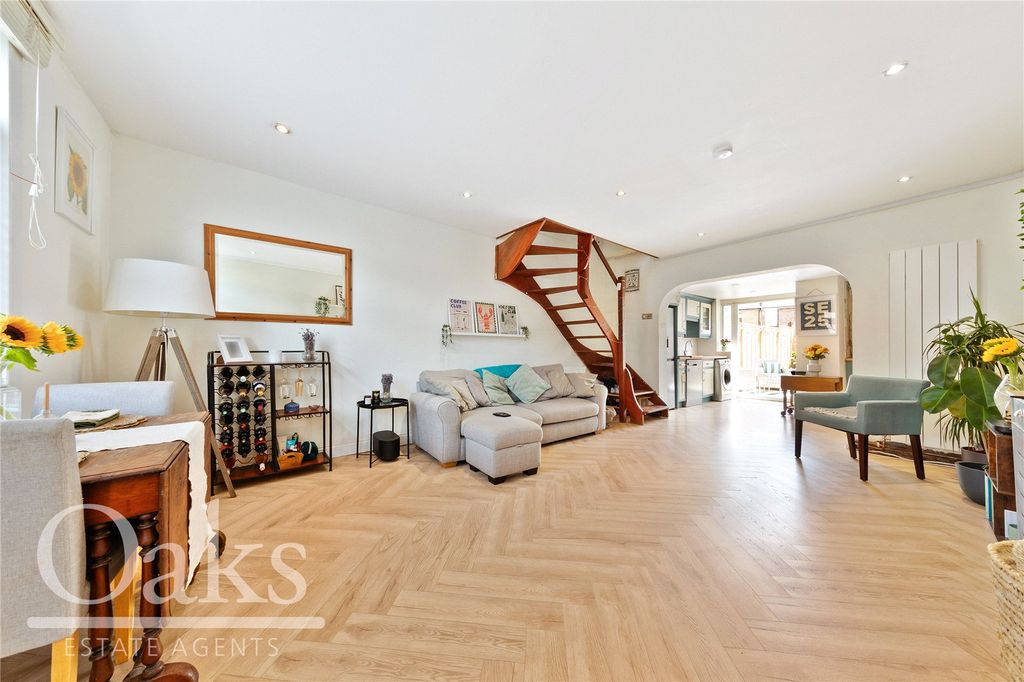Property photo 3 of 8 Picture No. 06
