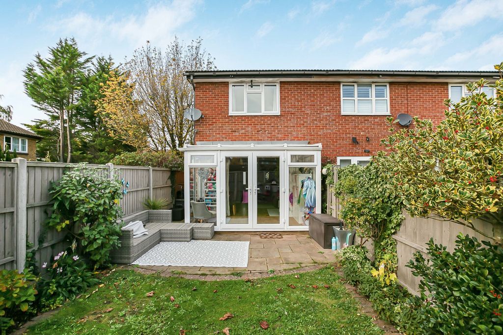 Property photo 3 of 21 Garden