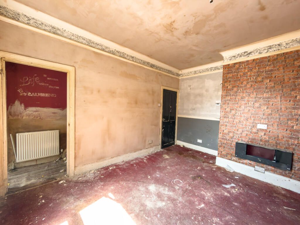 Property photo 3 of 25