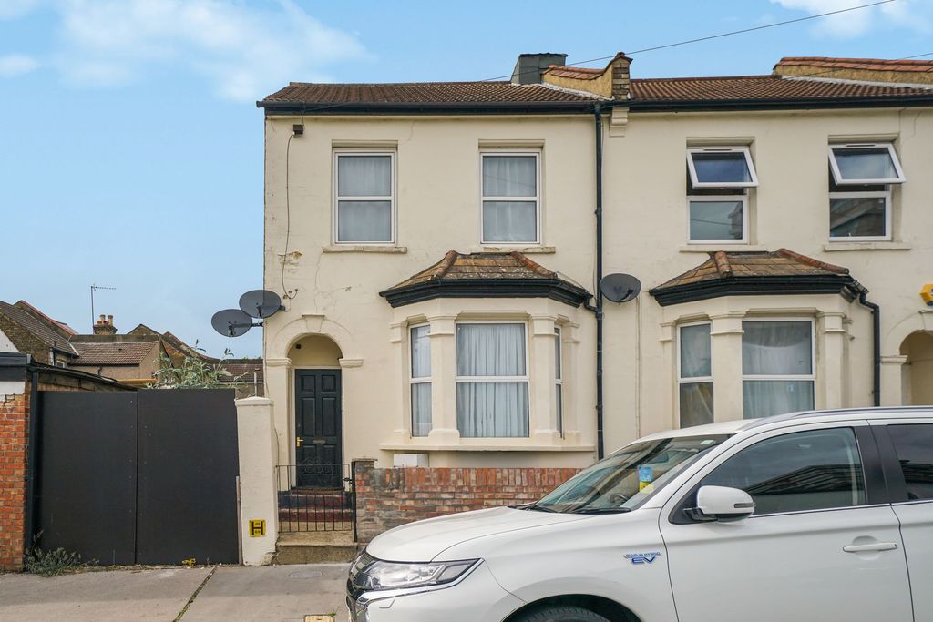 Property photo 1 of 12 Flat 1, 18 Cavendish Road - O7Rdfgdp4Udkotr5Eemy
