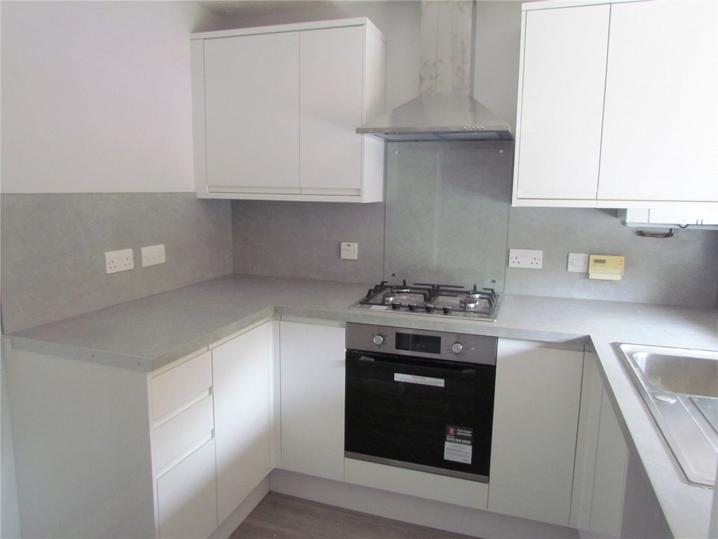Property photo 3 of 8 Picture No. 06