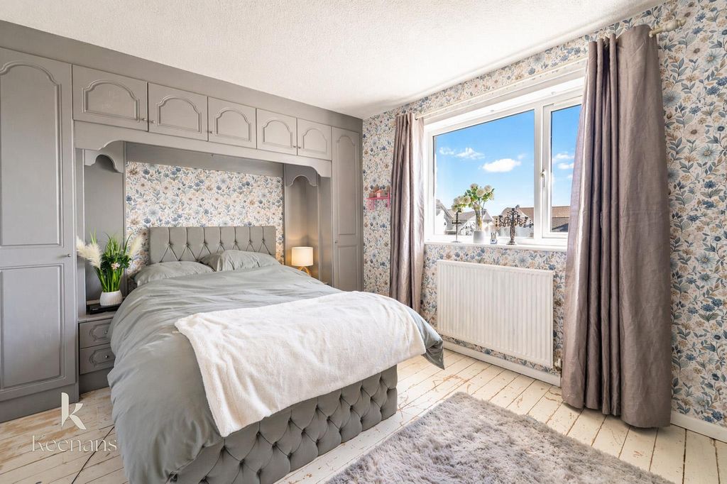 Property photo 2 of 13 28-02.Jpg