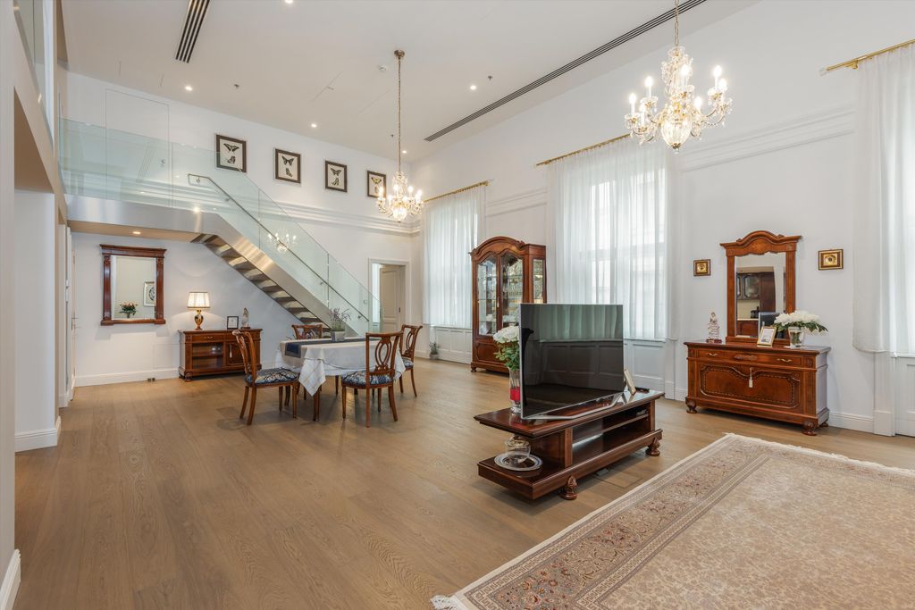 Property photo 1 of 12 Image
