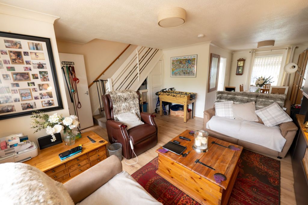 Property photo 3 of 13