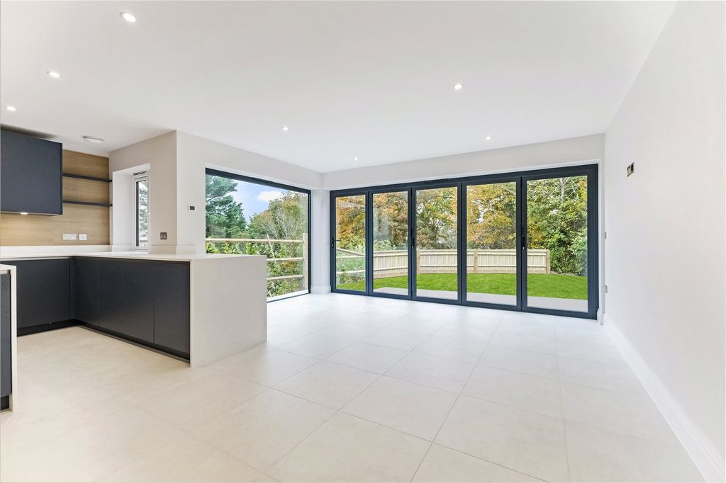 Property photo 3 of 14 Kitchen/Family