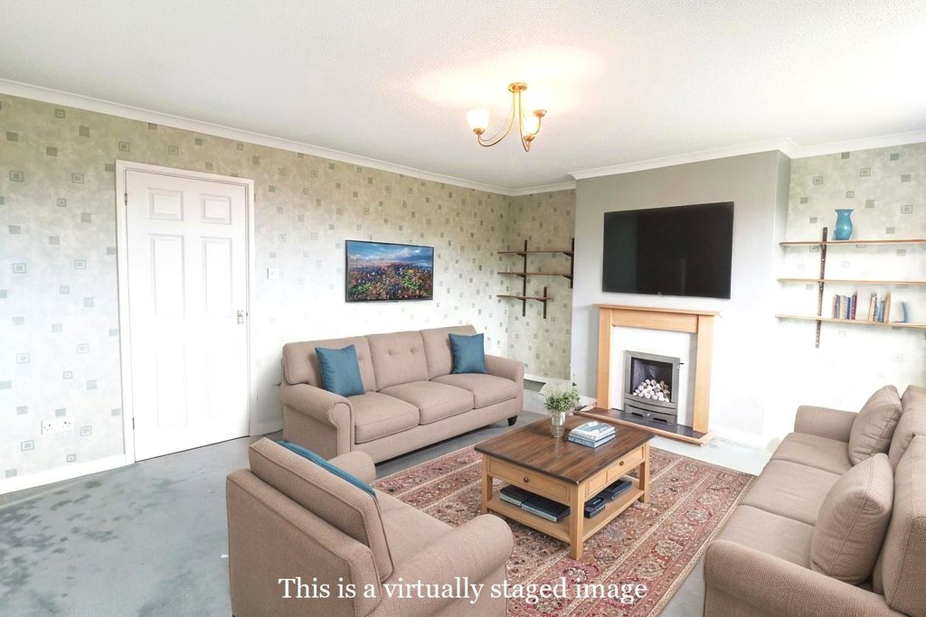 Property photo 3 of 16 3 - Picture No. 17